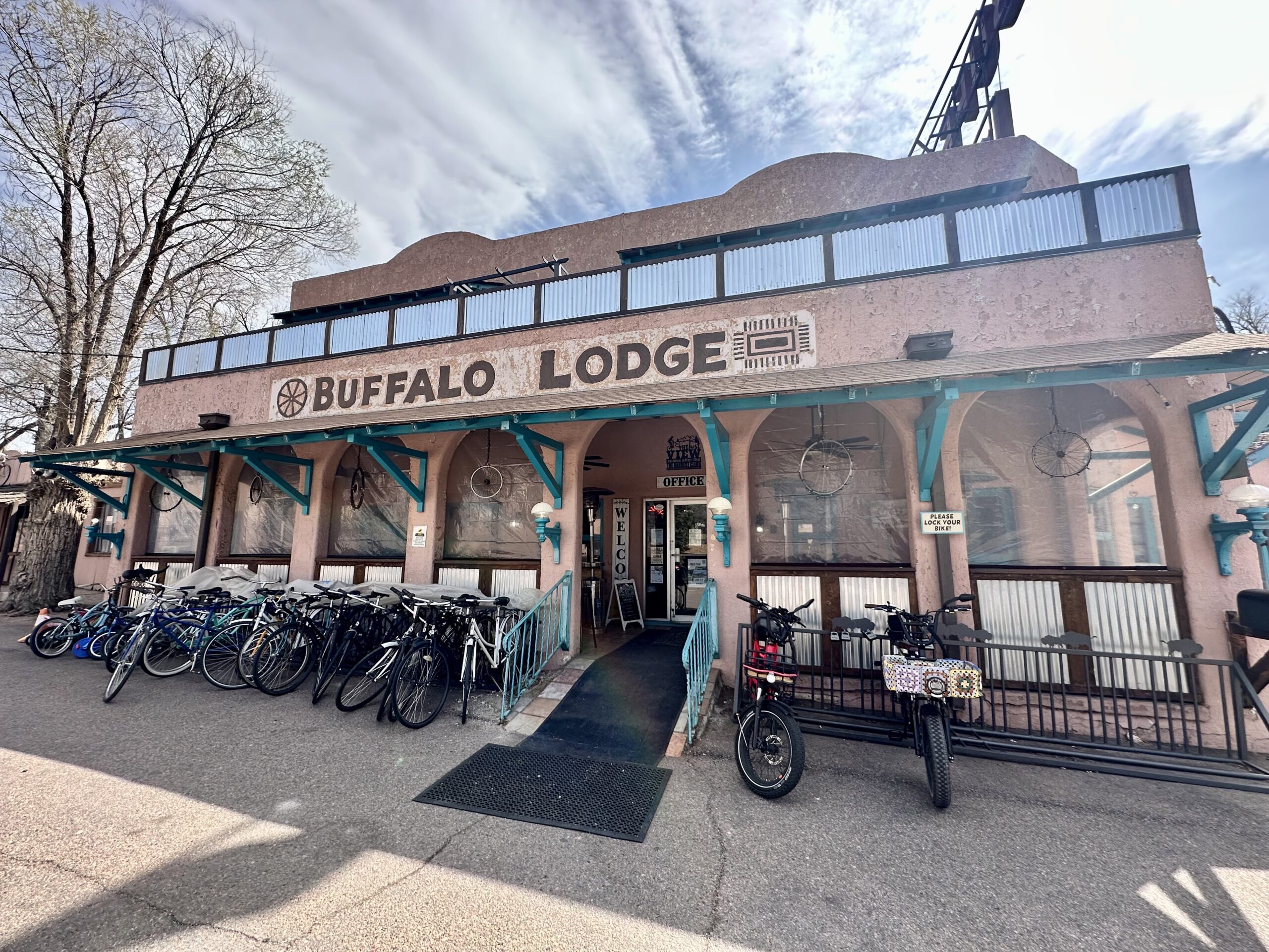 Buffalo Bicycle Lodge in Colorado Springs | Staycation in Colorado Springs